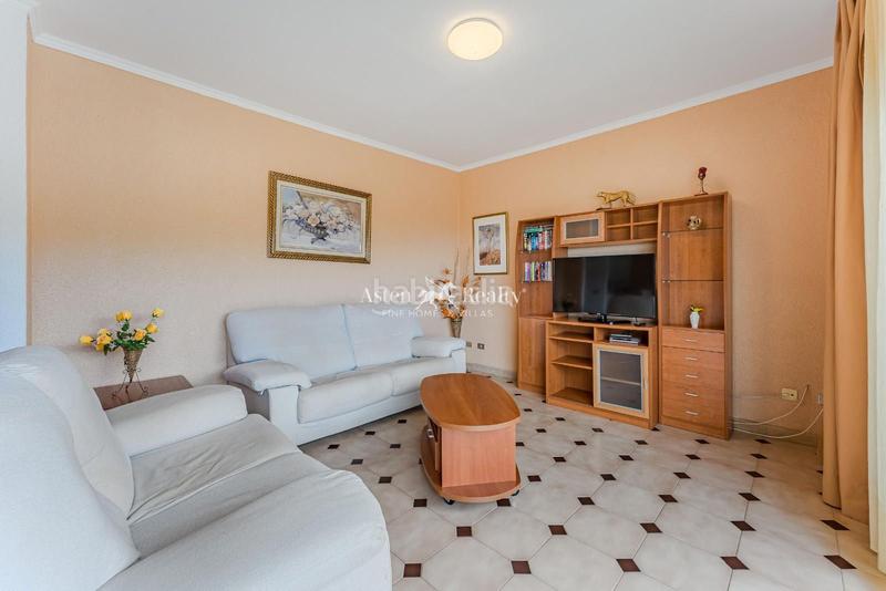 Foto f7175174-f5f8-4c3a-ad71-9659a5d5bdf6. Apartament amb piscina a San Eugenio Alto Adeje