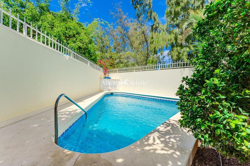 Foto 3bd08015-c158-4313-a3cd-f8a3bd7f8a65. Casa amb aparcament piscina a Los Cristianos Arona