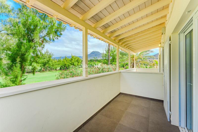 Foto 64b44ff9-0714-453c-8d78-488f5da96c1c. Casa amb aparcament piscina a Los Cristianos Arona