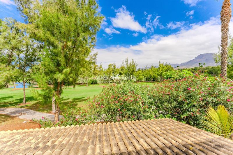 Foto 81387280-1979-4436-aa7b-53e0a4f32d0f. Casa amb aparcament piscina a Los Cristianos Arona