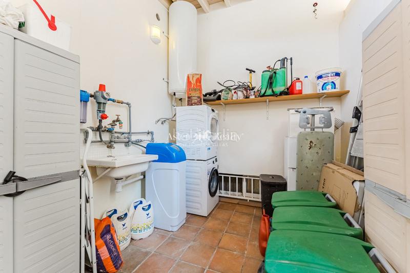 Foto 8d97005a-ecc1-415c-af31-1746deaf8e44. Casa amb aparcament piscina a Los Cristianos Arona