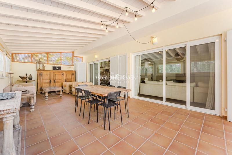 Foto c724c40a-2d68-4da3-b3dd-5f8c034aba7a. Casa amb aparcament piscina a Los Cristianos Arona