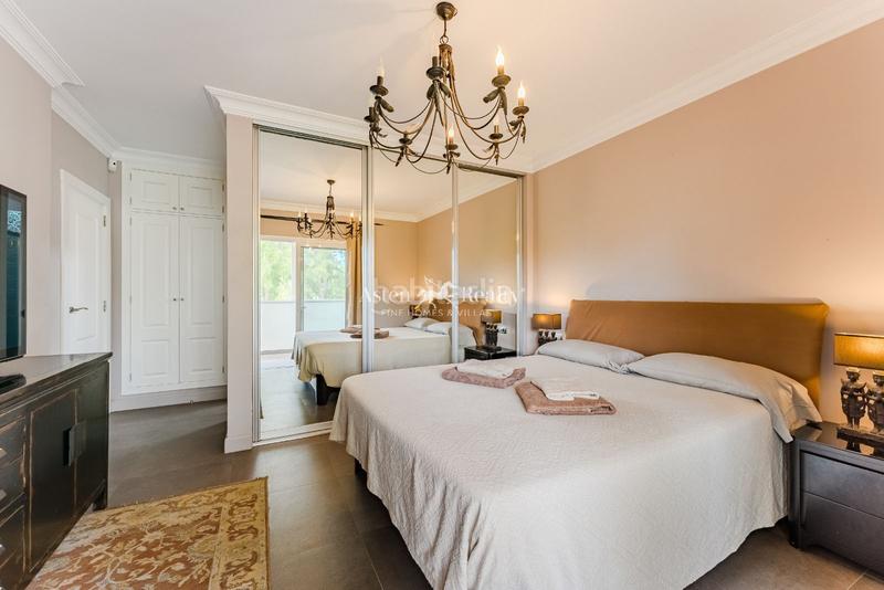 Foto dcec5fc3-a9c6-4390-8356-a9190d57715b. Casa amb aparcament piscina a Los Cristianos Arona