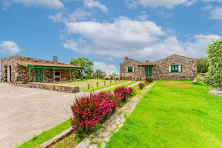 Casa  Subido a la concepcion. Finca tradicional canaria con encanto y vistas incomparables en