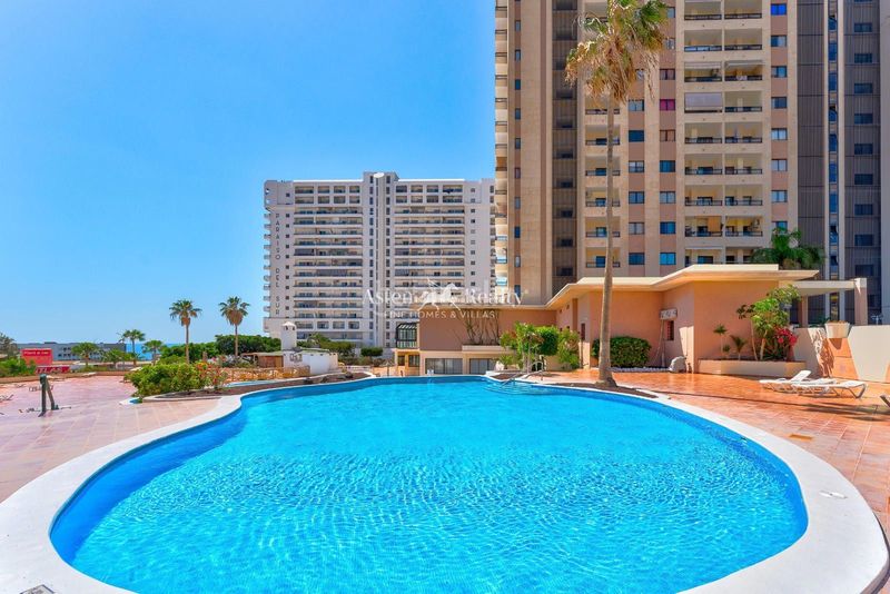 Foto c07dee9a-d4f8-4f37-8b50-64d14fdbe83d. Apartament amb piscina a Callao Salvaje - Playa Paraíso Adeje