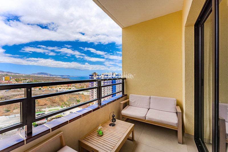 Foto c26b0070-be94-45c4-9052-fb3f70f20b63. Apartament amb piscina a Callao Salvaje - Playa Paraíso Adeje