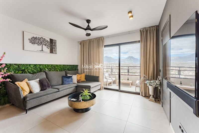 Foto d87a6fe9-3756-427a-8c65-b710e1637252. Apartament amb piscina a Callao Salvaje - Playa Paraíso Adeje