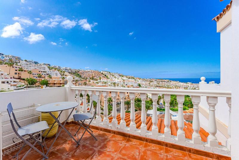 Foto bdc629b7-5996-4927-a436-03f5957257d7. Casa adosada espléndido adosado de 3 habitaciones con vistas al mar en san eugenio moderno y totalmente reformado en Adeje