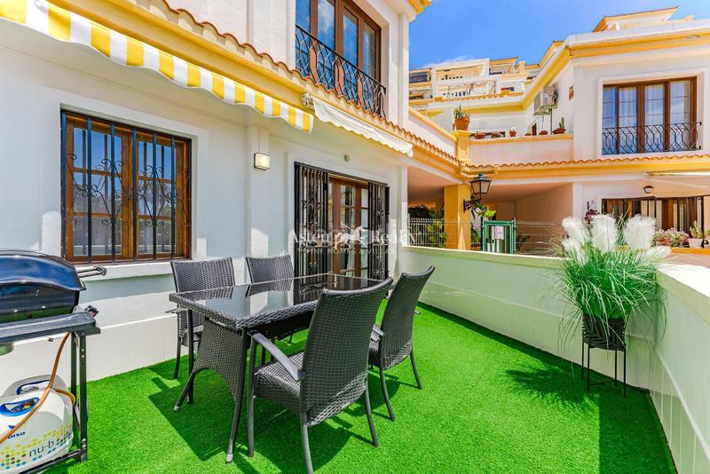 Foto e77b1c28-59a0-4deb-980c-c32b46a26acf. Apartamento en san eugenio alto en Torviscas Centro y Alto Adeje