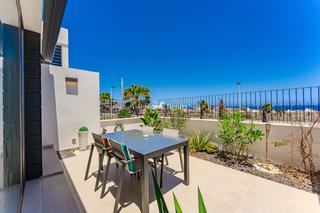 Apartament  Resistiré. Apartamento de nuevo con vistas al mar  residencial ancor i, aba