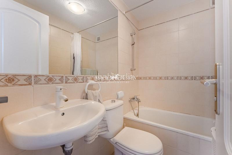 Foto 1cc4d0d6-c9a1-4fa5-9b02-73a77c8ba43f. Dachwohnung mit parking pool in Playa Fañabé Alto Adeje