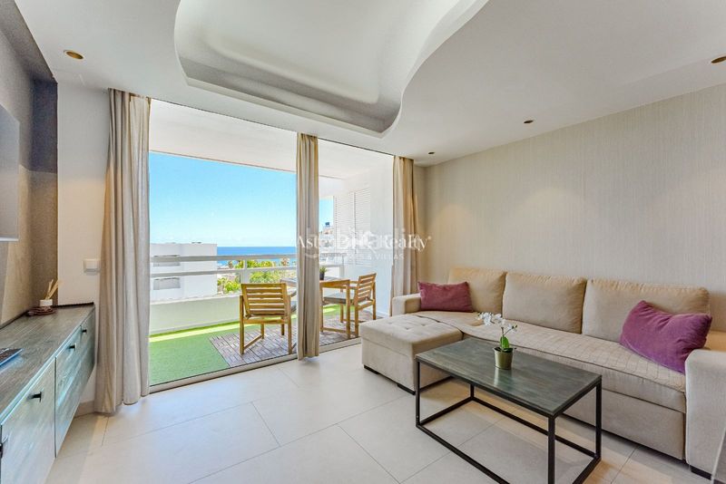 Foto 71639ab2-dcf6-438a-8fe1-a10bbea42669. Apartament amb piscina a Playa de las Américas Adeje
