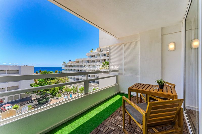 Foto 805d791a-5033-4398-b835-347eb2d50aae. Apartament amb piscina a Playa de las Américas Adeje
