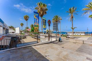 Locale commerciale in Rafael puig lluvina, 4. Local comercial en el paseo maritimo, playa las americas