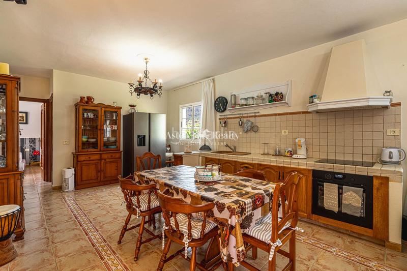 Foto 832f0d78-db4b-418d-b62a-99301e95b69e. Xalet amb calefacció piscina a Puerto de Santiago Santiago del Teide