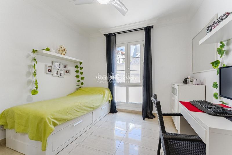 Foto 7ac8324b-e1db-439c-b838-7c2efd7a0ef0. Reihenhaus mit parking in Chayofa Arona