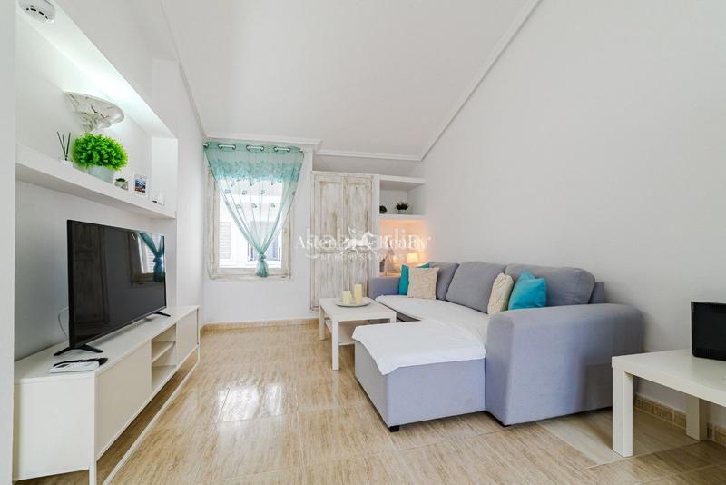 Foto ddfeb49d-ac16-45d4-b6de-ac8c4e98a380. Attico con piscina in Torviscas Centro y Alto Adeje