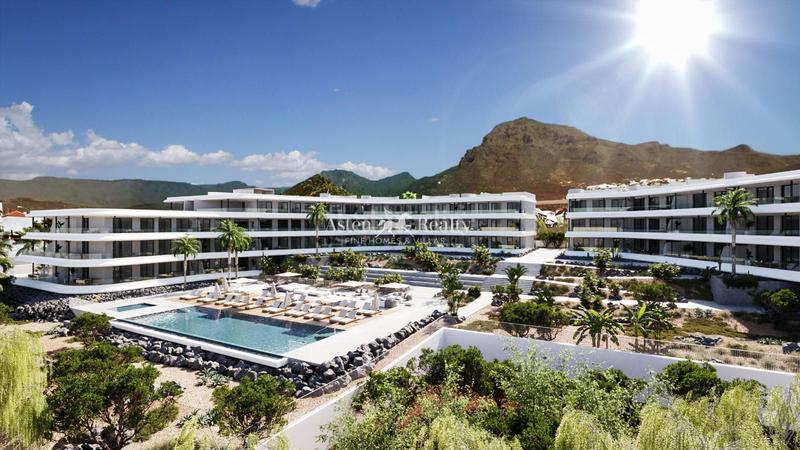 Foto 39ae8521-ef32-4079-9721-ba097e6c5198. Attico con parcheggio piscina in Playa Fañabé Alto Adeje