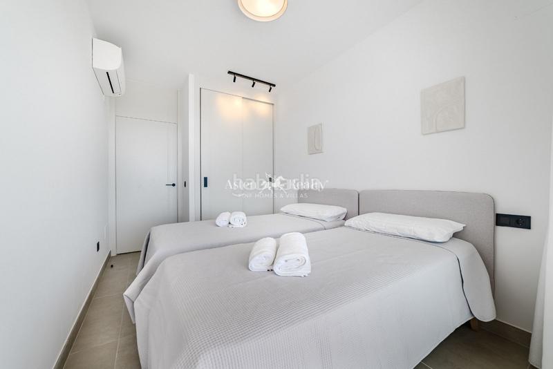 Foto 4d332285-d8cb-4ca7-b114-648f42217600. Attico con parcheggio piscina in Playa Fañabé Alto Adeje