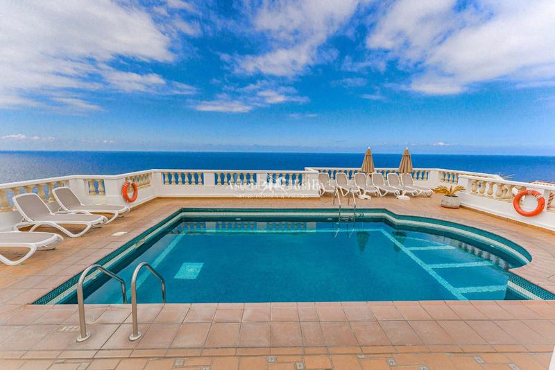 Foto d98f2dad-9a80-4a47-b59e-b7ba304c8ab0. Appartement avec piscine dans Zona Botánico Puerto de la Cruz