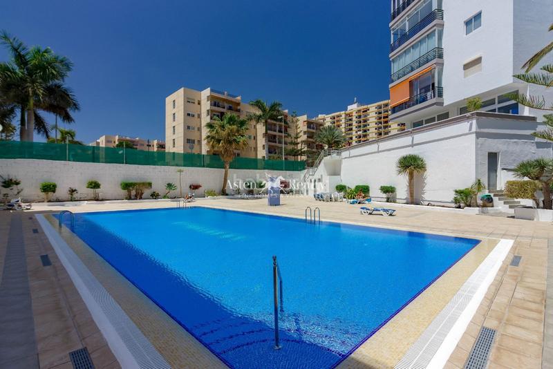 Foto f58e6f2b-52d5-4d41-b0bb-400a82c2080b. Piccolo appartamento in el coronel 85 in Los Cristianos Arona