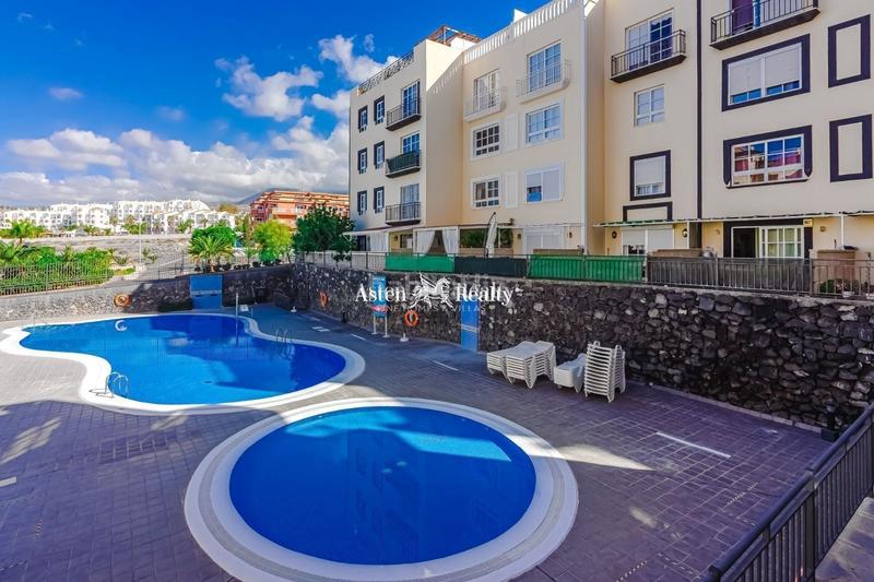 Foto 27b59f09-76ff-4371-9dff-5de874fbbc8c. Ático atico triplex de 2 dormitorios y 2 baños con vista panoramica al mar, callao salvaje en Adeje