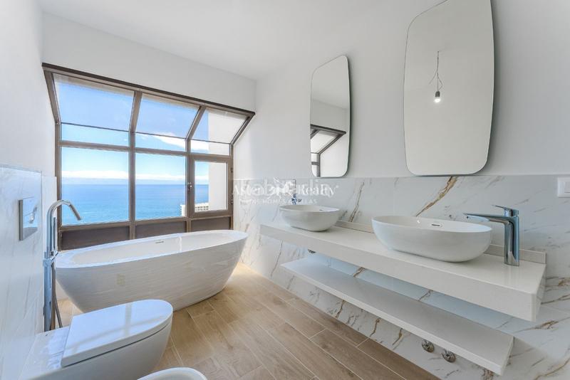 Foto 4c9cf20b-03b2-4661-b9fe-7291a452644c. Duplex avec chauffage piscine dans Acantilados de Los Gigantes Santiago del Teide