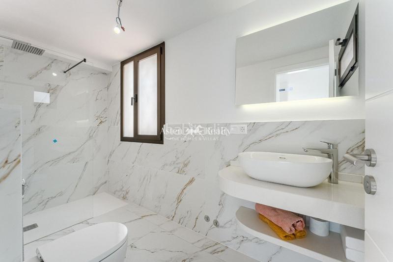 Foto a746d8b8-3d7a-4481-8e8c-36c7f5985b47. Duplex avec chauffage piscine dans Acantilados de Los Gigantes Santiago del Teide