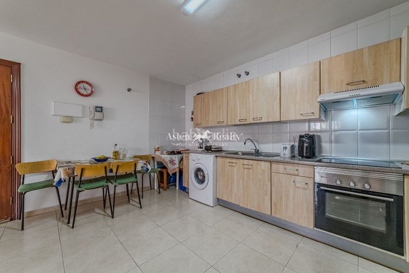 Foto 073fc0b9-d8db-4602-8ebc-f874e946fd3a. Apartament a Casco Urbano Adeje