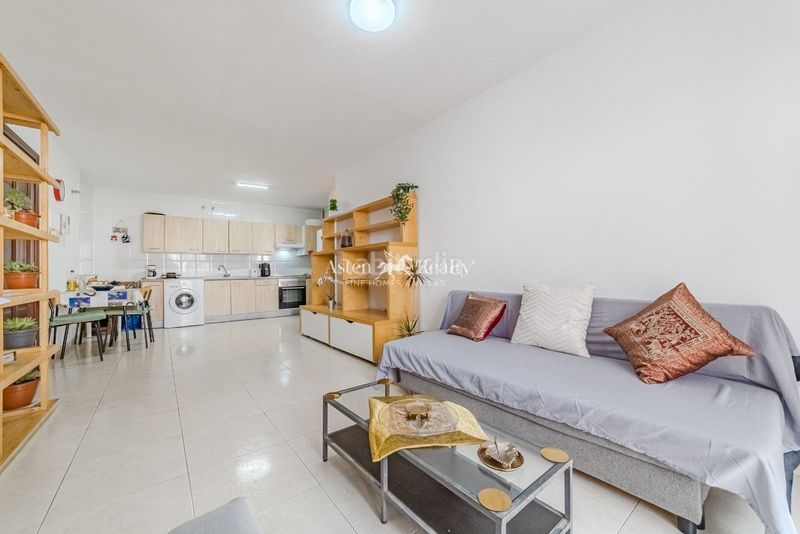 Foto 797259ad-5d29-457d-a833-46b431fc7e56. Apartament a Casco Urbano Adeje