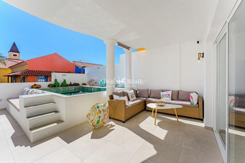 Foto 658a4f21-d9cd-4415-967d-62a01799390d. Casa con parcheggio piscina in Callao Salvaje - Playa Paraíso Adeje