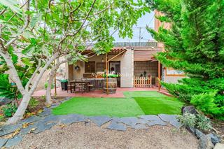 Haus  Anastasio bravo figueroa. Casa en una planta con jardín y excelente ubicación en gímar.