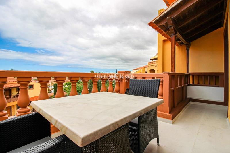 Foto 5c50f06a-d902-4c06-8b45-18f8e452255b. Apartament amb aparcament piscina a Playa del Duque Adeje