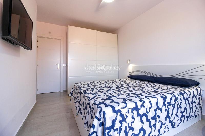 Foto 7a94923f-14d5-4c29-9ca4-99afee80a027. Apartament amb aparcament piscina a Playa del Duque Adeje