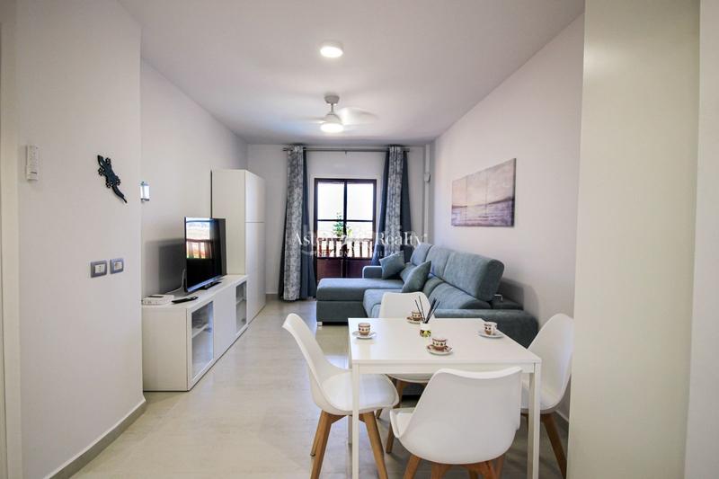 Foto 8fc48a3d-0c1d-458a-9552-06f91bc0e162. Apartament amb aparcament piscina a Playa del Duque Adeje