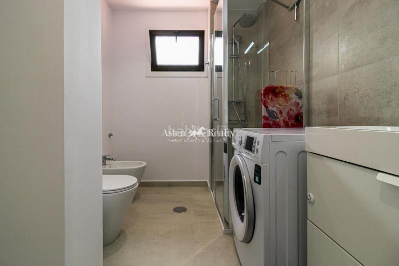 Foto ba7e20ca-3cdf-4a0b-85e7-3fd899ae46c9. Apartament amb aparcament piscina a Playa del Duque Adeje