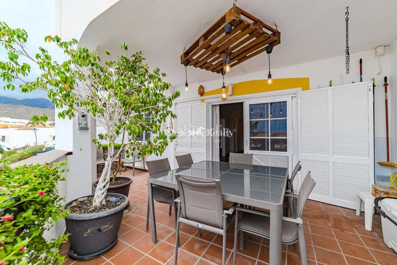 Foto a5d41198-6ffa-4239-9795-27abfea95466. Apartament amb aparcament piscina a Torviscas Centro y Alto Adeje