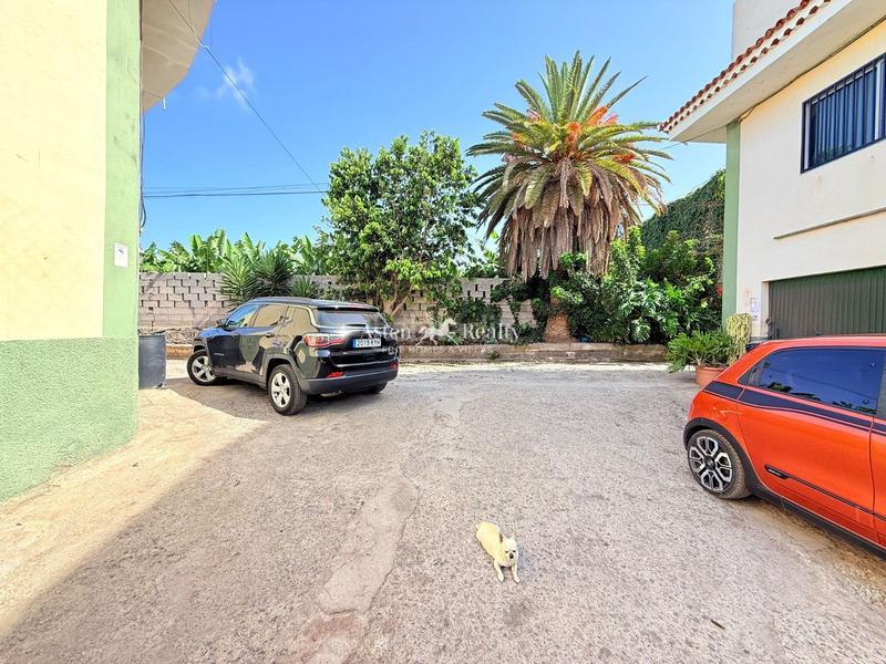 Foto e4e404c3-017a-464f-bbc8-16d52577f223. Finca rústica a Cho - Parque de la Reina Arona