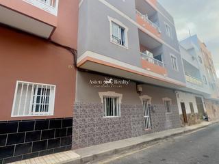 Edificio  Tenerife. En fraile