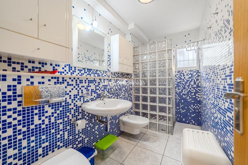 Foto 267ac809-88de-4bb8-9fd4-28ab0a38bb02. Appartement avec piscine dans San Eugenio Bajo Adeje