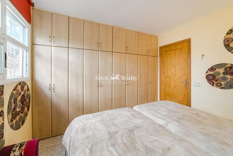 Foto 442432ab-5ab9-49dd-b13f-2eddd853d865. Appartement avec piscine dans San Eugenio Bajo Adeje