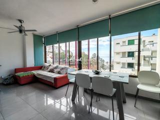 Apartamento  La habana. Apartamento de 2 dormitorios y 2 baños a pocos metros de playa l