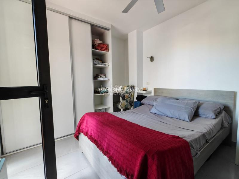 Foto 02558bde-9566-4d6b-a55a-72d15971a10b. Apartament amb aparcament a Los Cristianos Arona