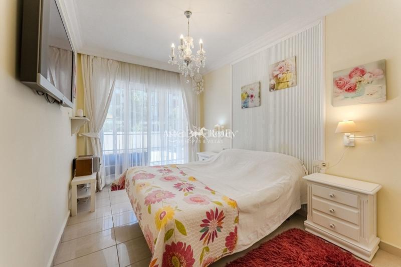 Foto d49b8391-d7f5-4211-ba84-0dafef1b52cb. Appartement avec parking piscine dans Playa del Duque Adeje