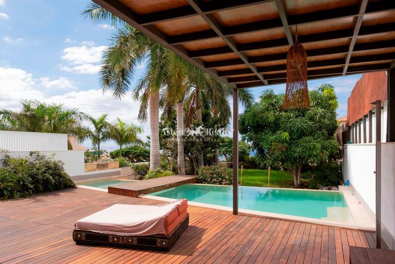 Foto 69247266-d831-442e-acb1-25e04e4947ef. Casa amb calefacció aparcament piscina a Playa Fañabé Alto Adeje