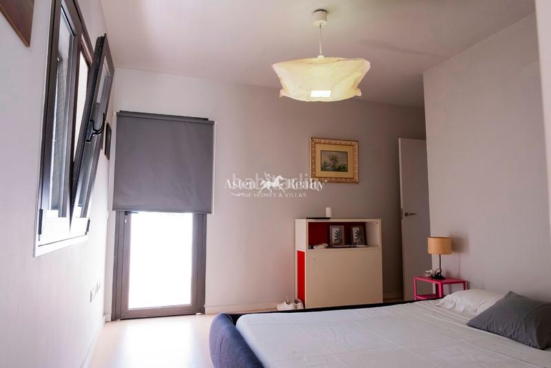 Foto a10d7e32-95e9-4087-87d2-f71d23a093e6. Casa amb calefacció aparcament piscina a Playa Fañabé Alto Adeje