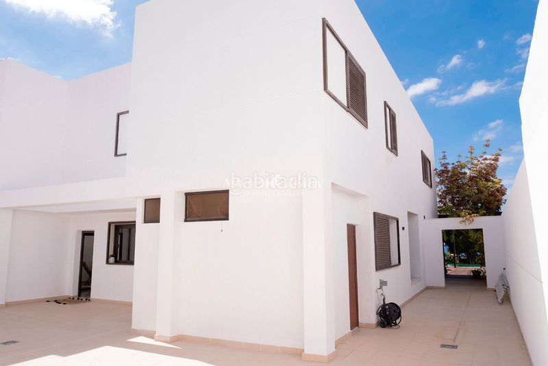 Foto 562aa286-ff6f-4210-8062-76b124aa7141. Casa amb calefacció aparcament piscina a Playa Fañabé Alto Adeje