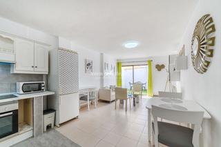 Apartament  Quinto centenario. Apartamento en primera linea de mar.