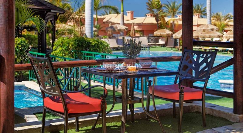 Foto 15787299-16af-4a1c-b71f-28c3d2736983. Casa en playa de las américas en Los Cristianos Arona