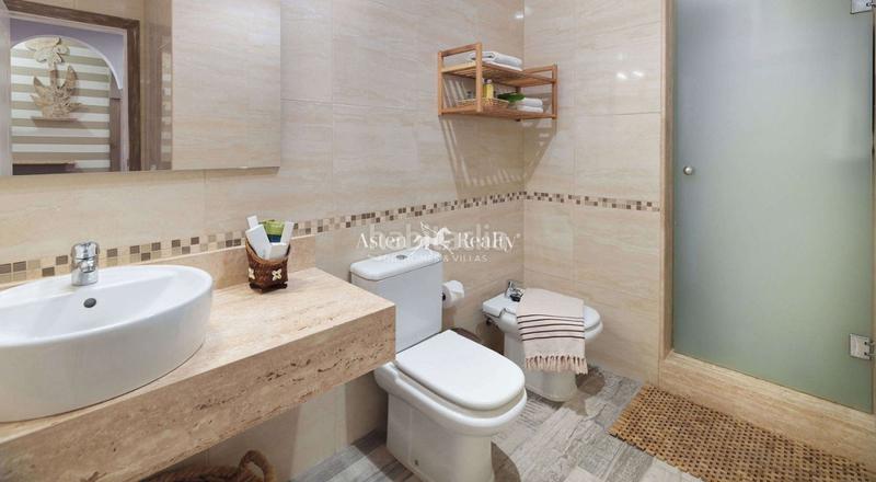 Foto 24020e7b-ae99-44fa-96e2-eae4dc5337f7. Casa en playa de las américas en Los Cristianos Arona